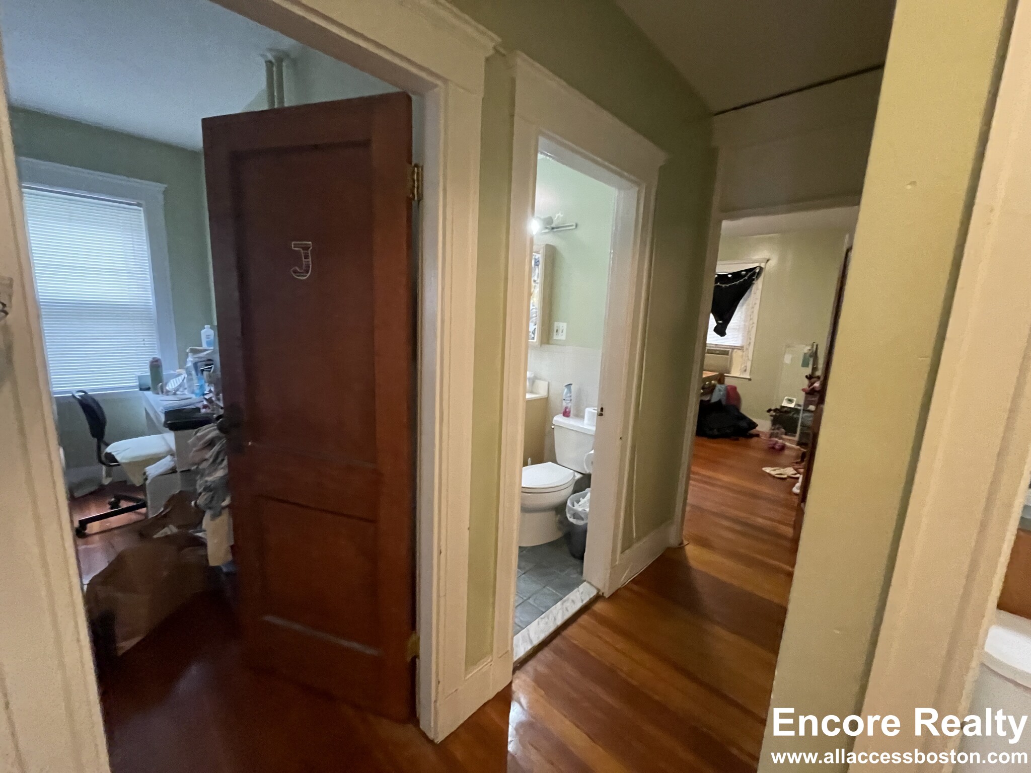 99 Glenville Ave, Allston