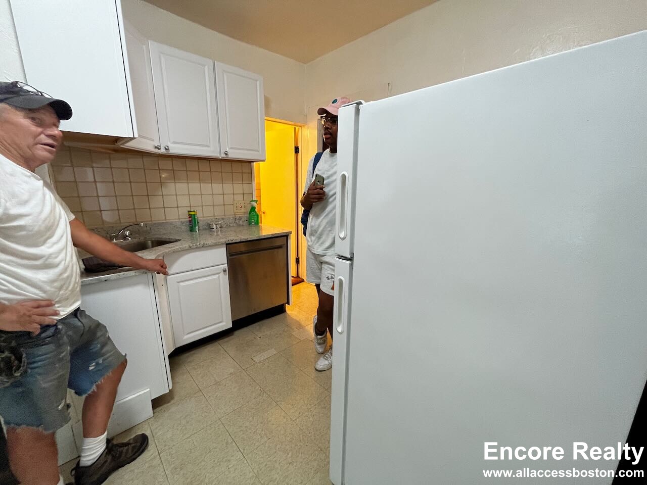 4 Adella Pl, Allston