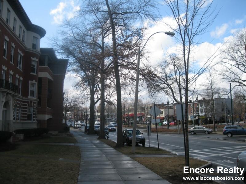 1589 Beacon St, Brookline