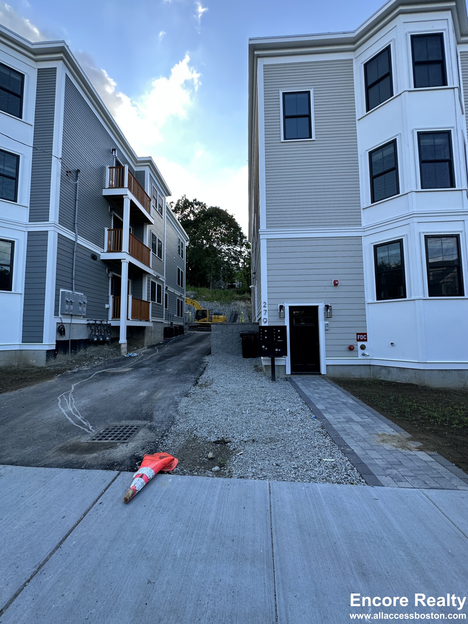 279 Lamartine St, Jamaica Plain