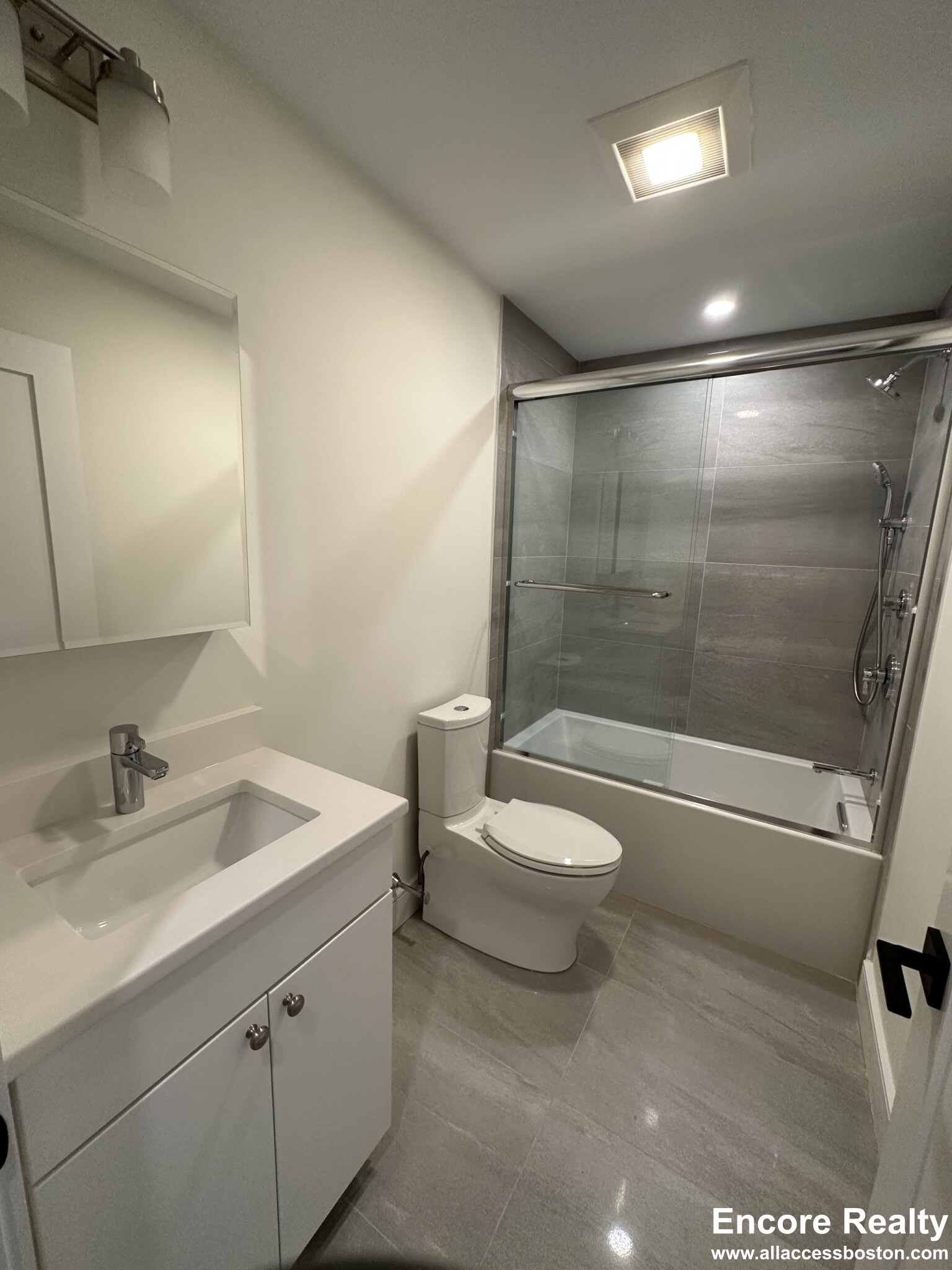 279 Lamartine St, Jamaica Plain