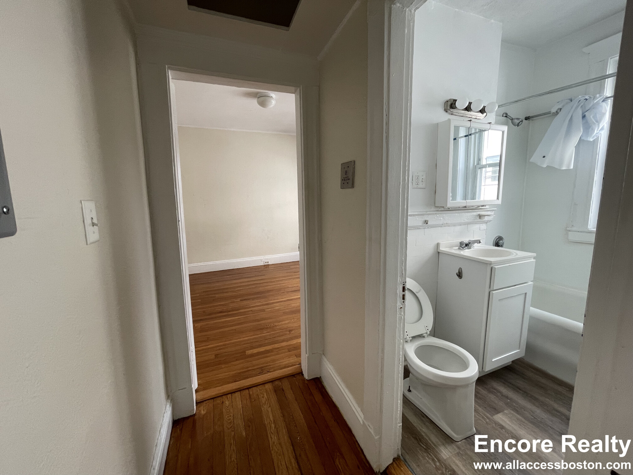 1163 Boylston St, Fenway