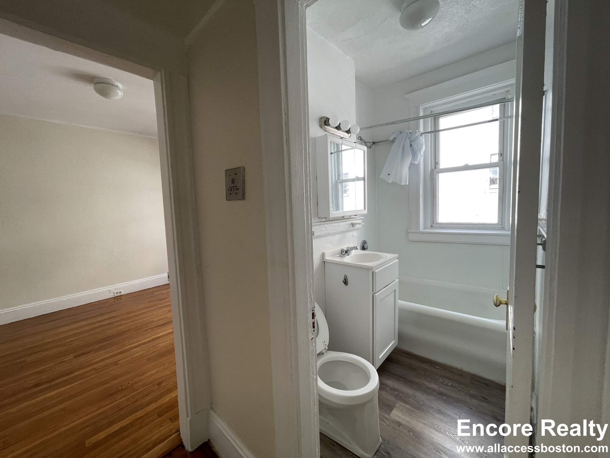 1163 Boylston St, Fenway