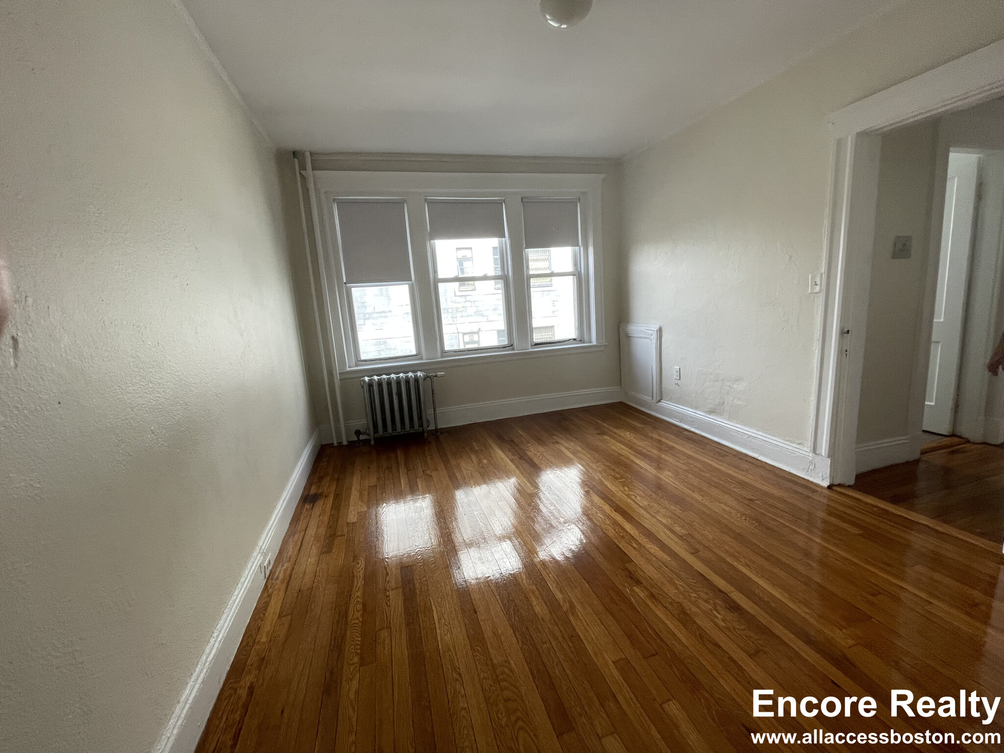 1163 Boylston St, Fenway