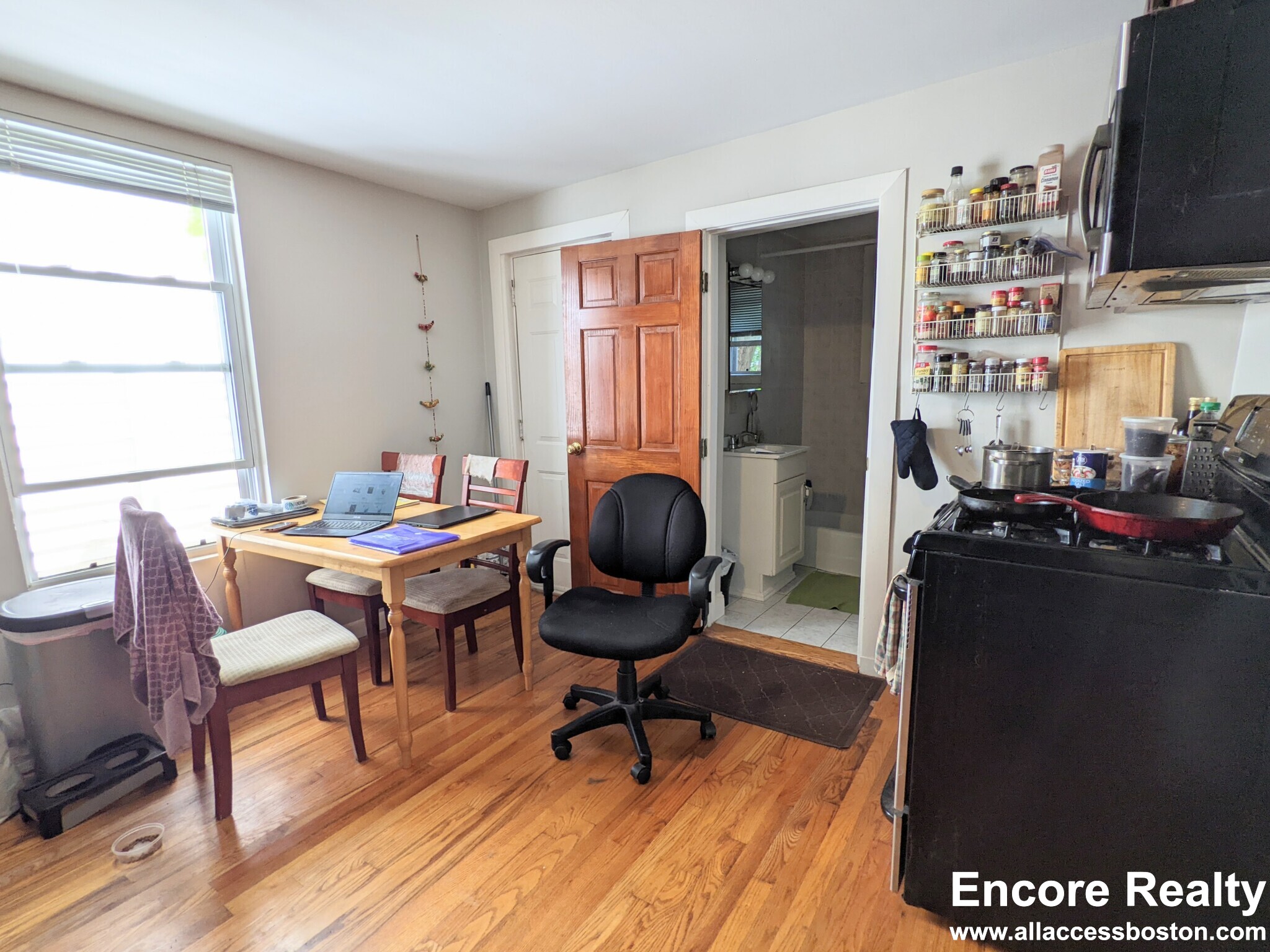 429 Franklin St, Central Square