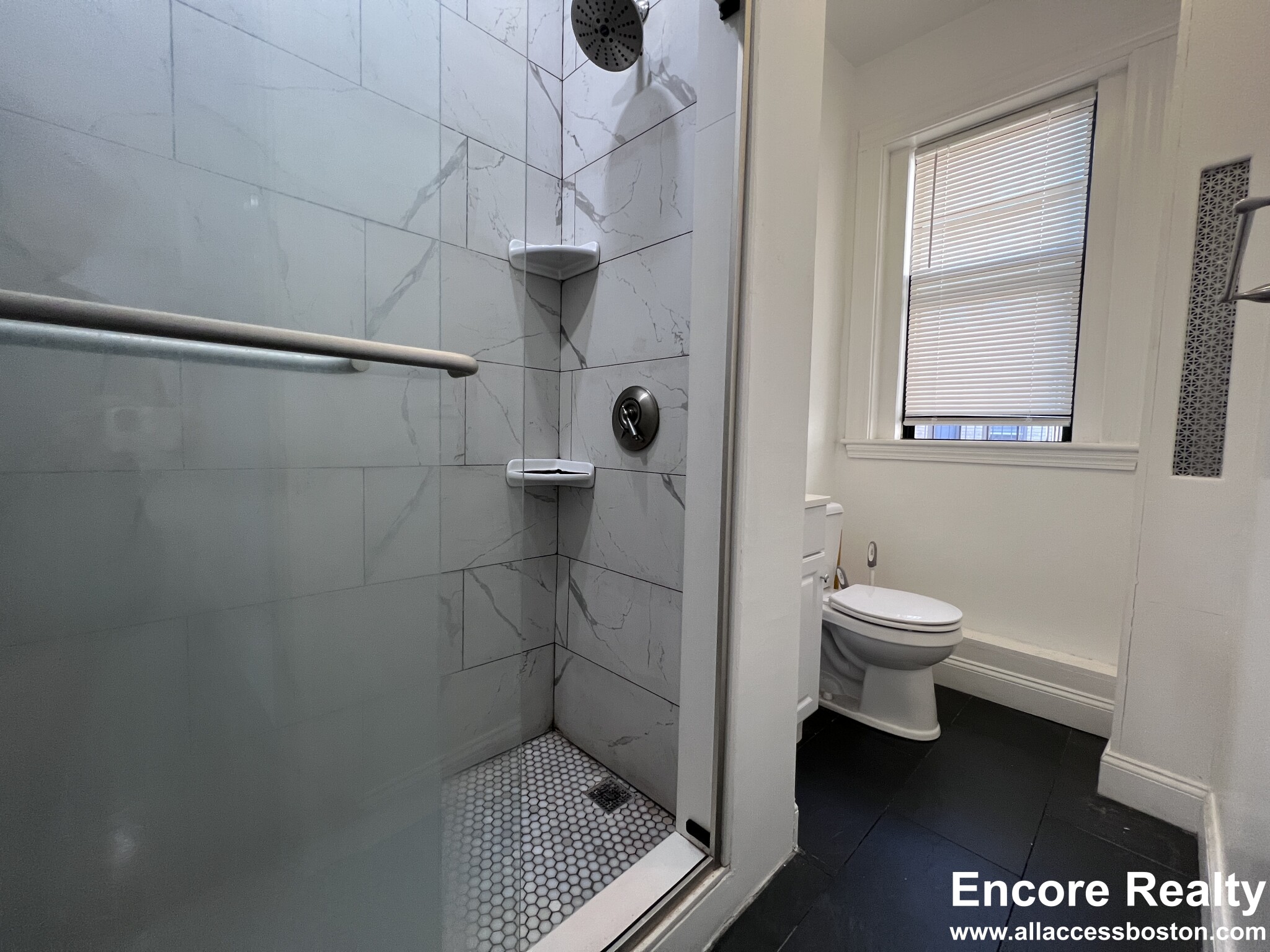 11 Peterborough St, Fenway