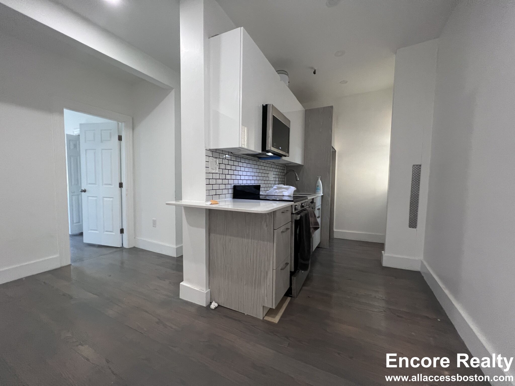 11 Peterborough St, Fenway