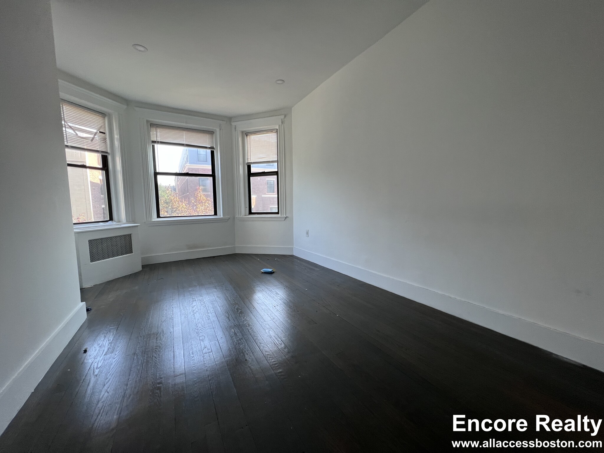 11 Peterborough St, Fenway