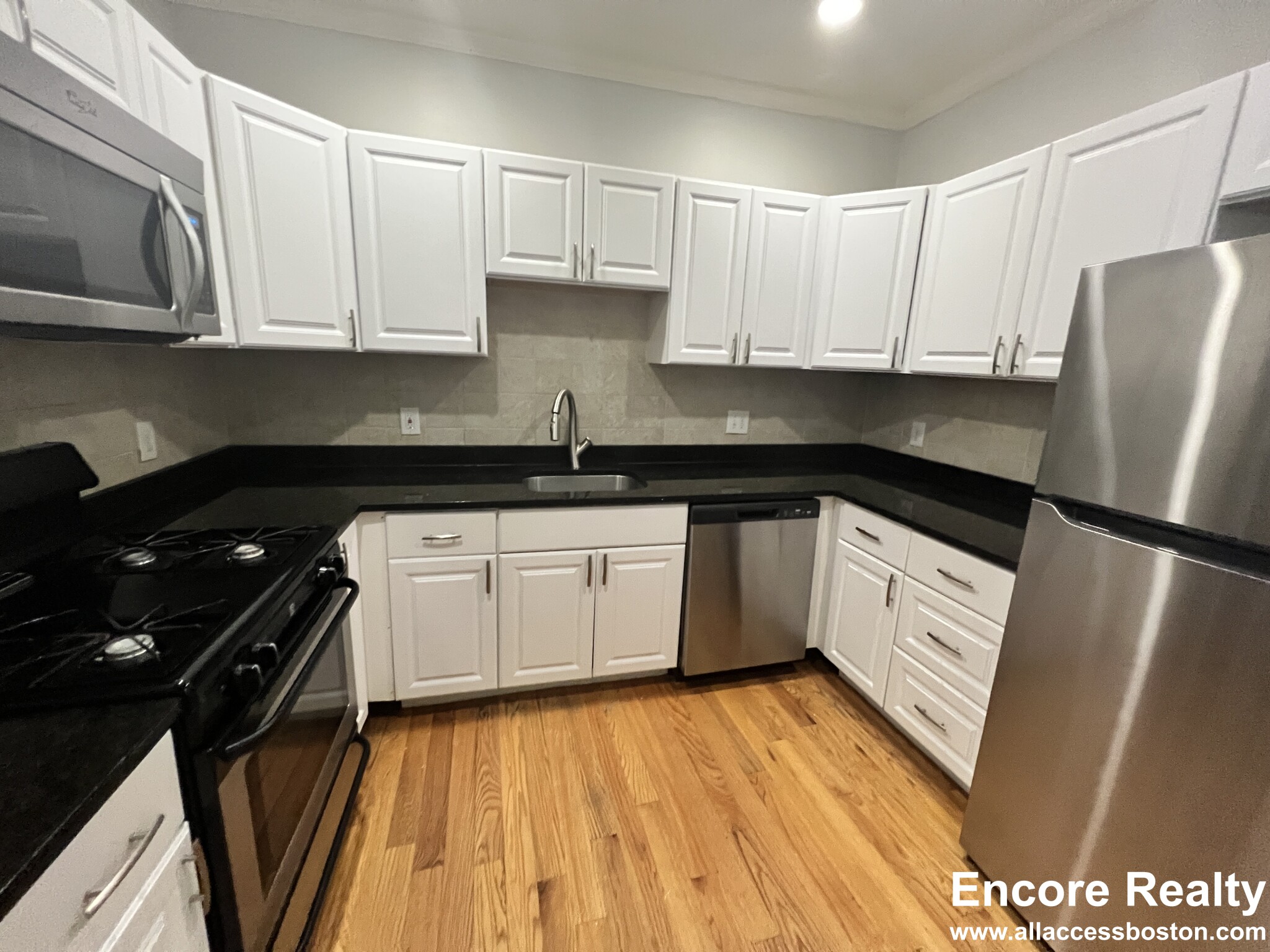 1789 Commonwealth Ave, Brighton