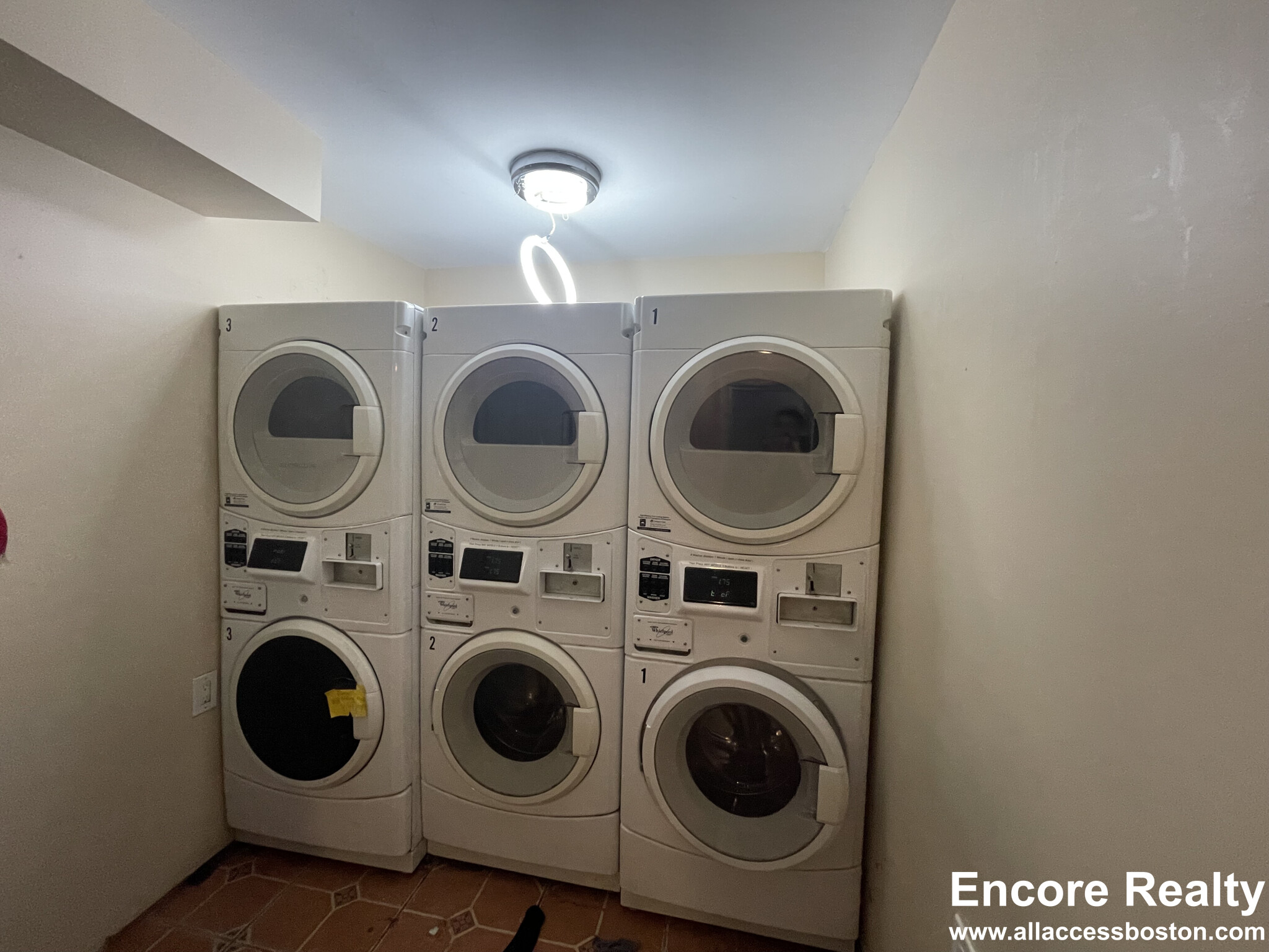 435 Walnut Ave, Jamaica Plain