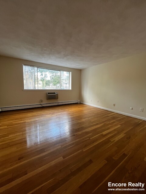 88 Gardner St, Allston