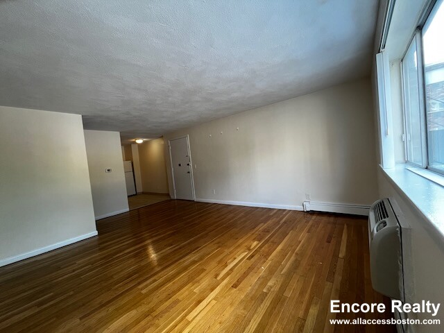 88 Gardner St, Allston