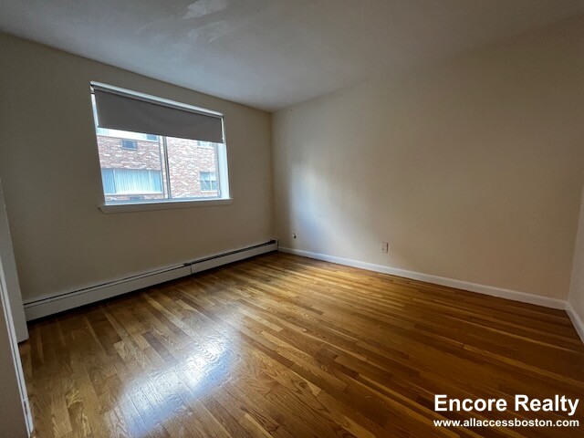 88 Gardner St, Allston