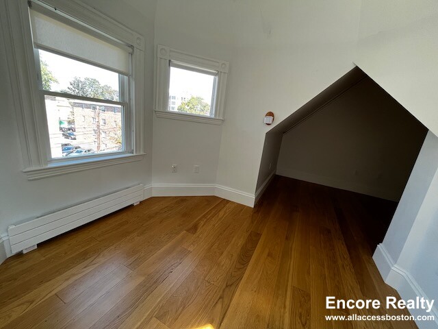 83 Gardner St, Allston