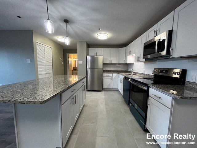 1111 Beacon St, Coolidge Corner