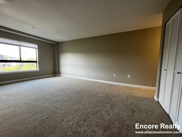 1111 Beacon St, Coolidge Corner