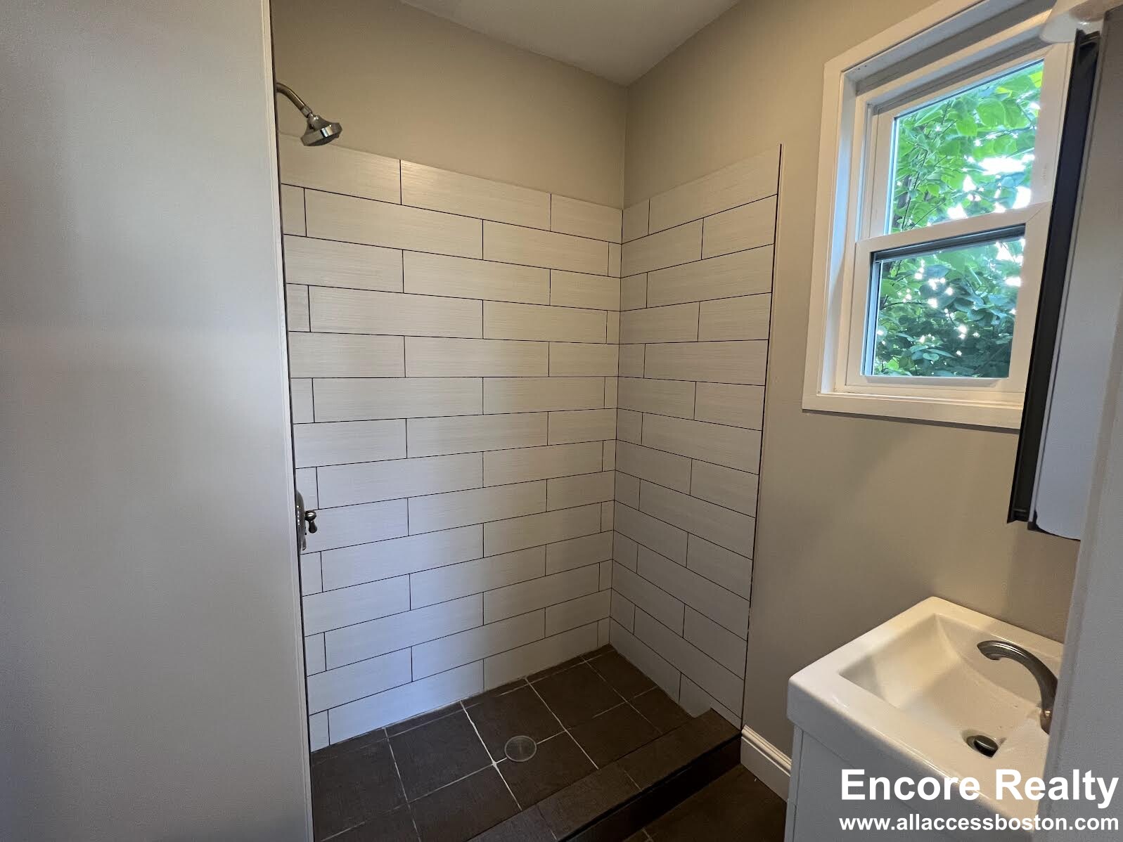 13 Pleasant St, Central Square