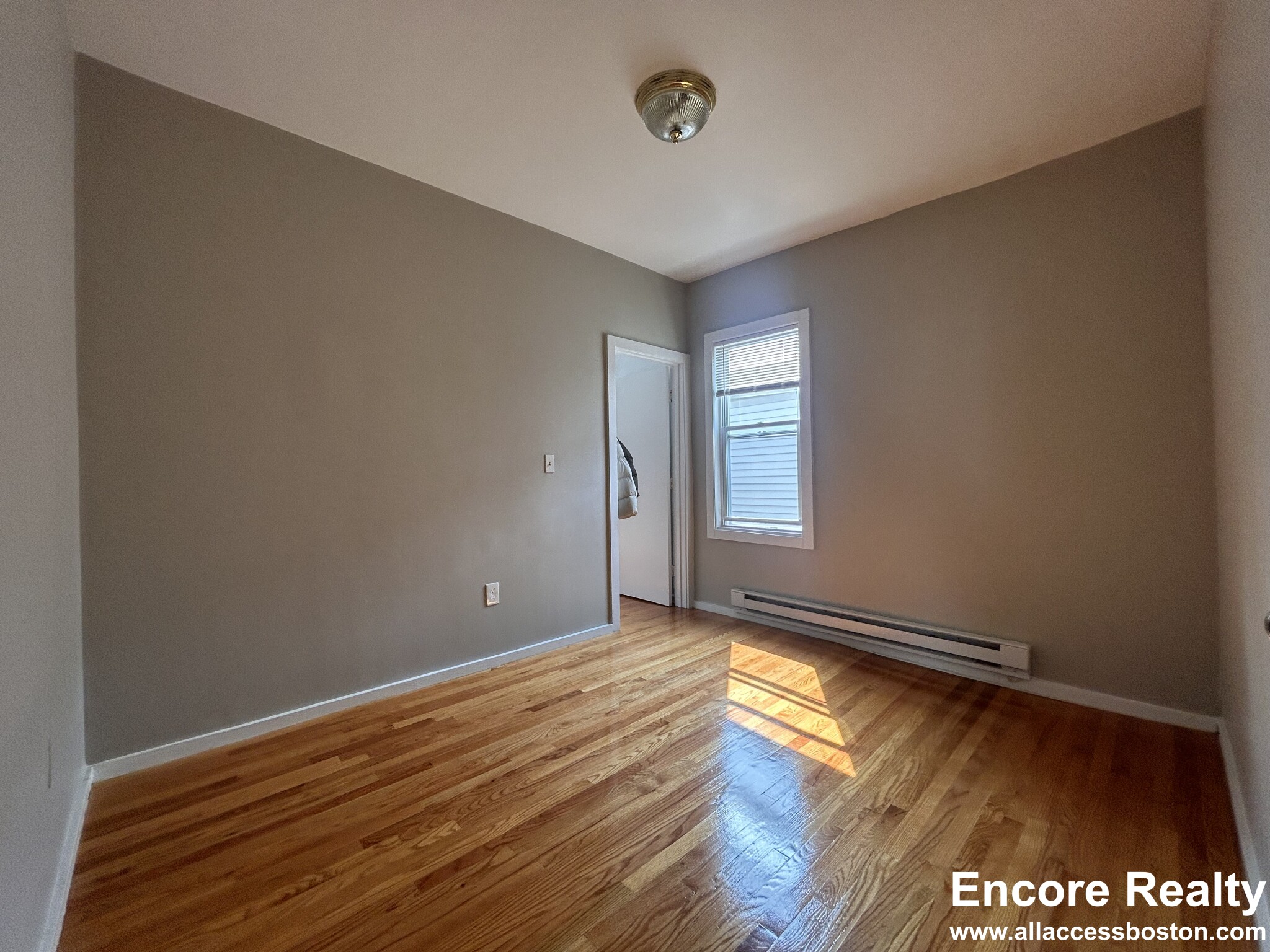 1084 Dorchester Ave, Dorchester