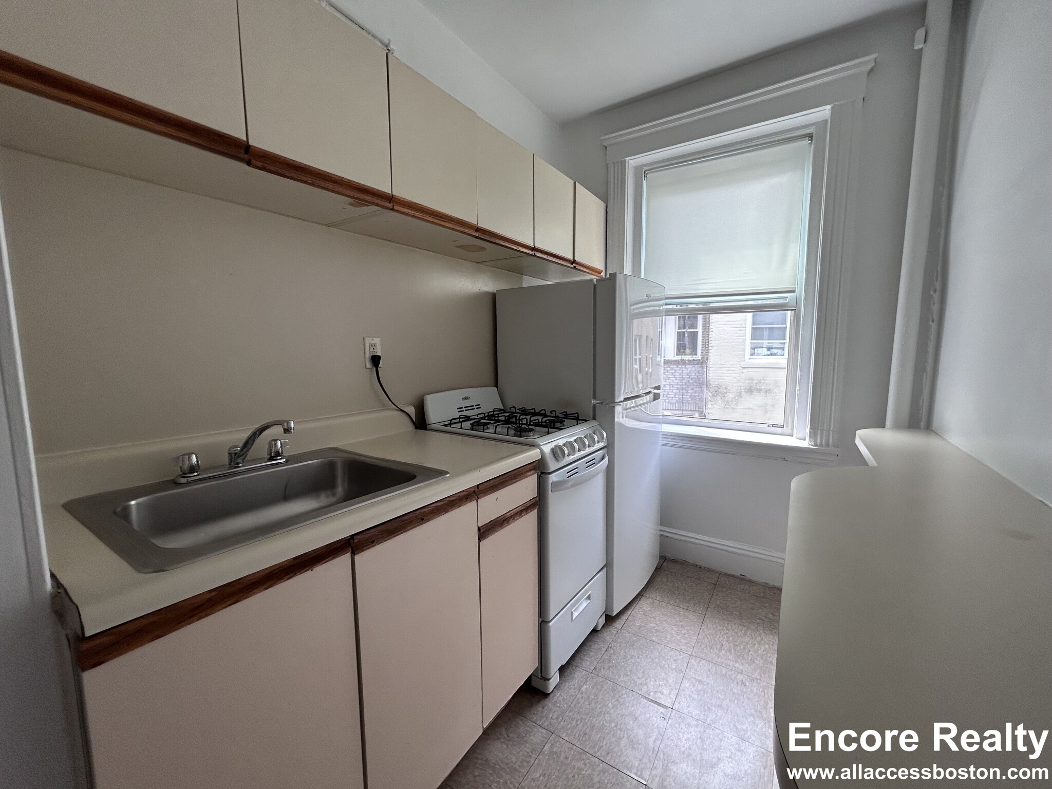 119 Brainerd Rd, Allston