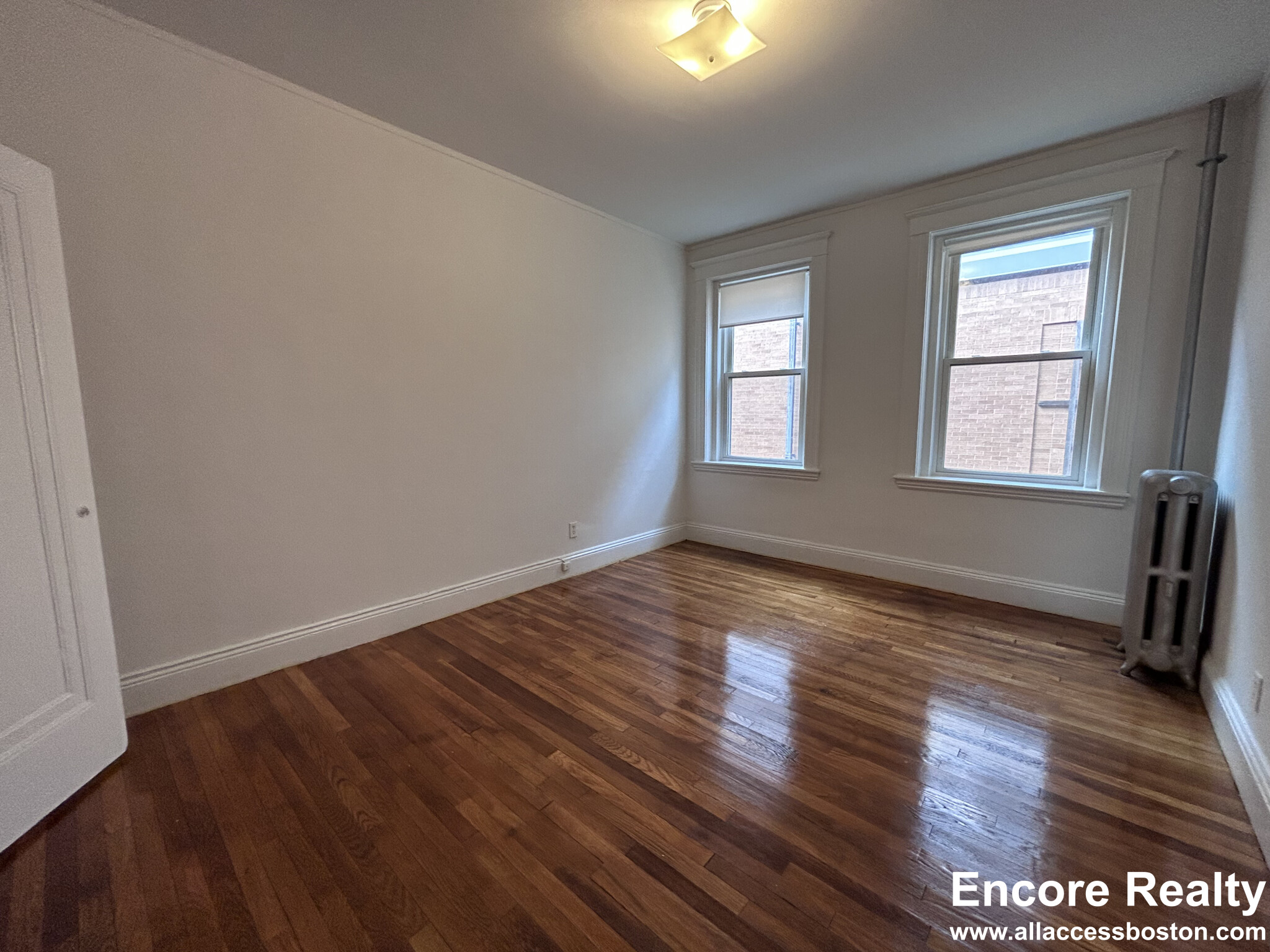 85 Winchester St, Coolidge Corner