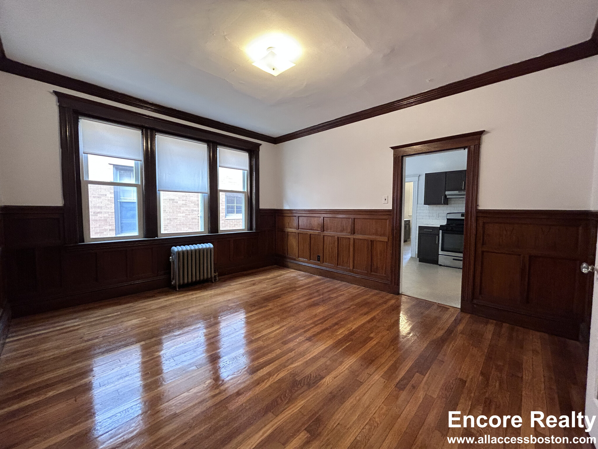 85 Winchester St, Coolidge Corner