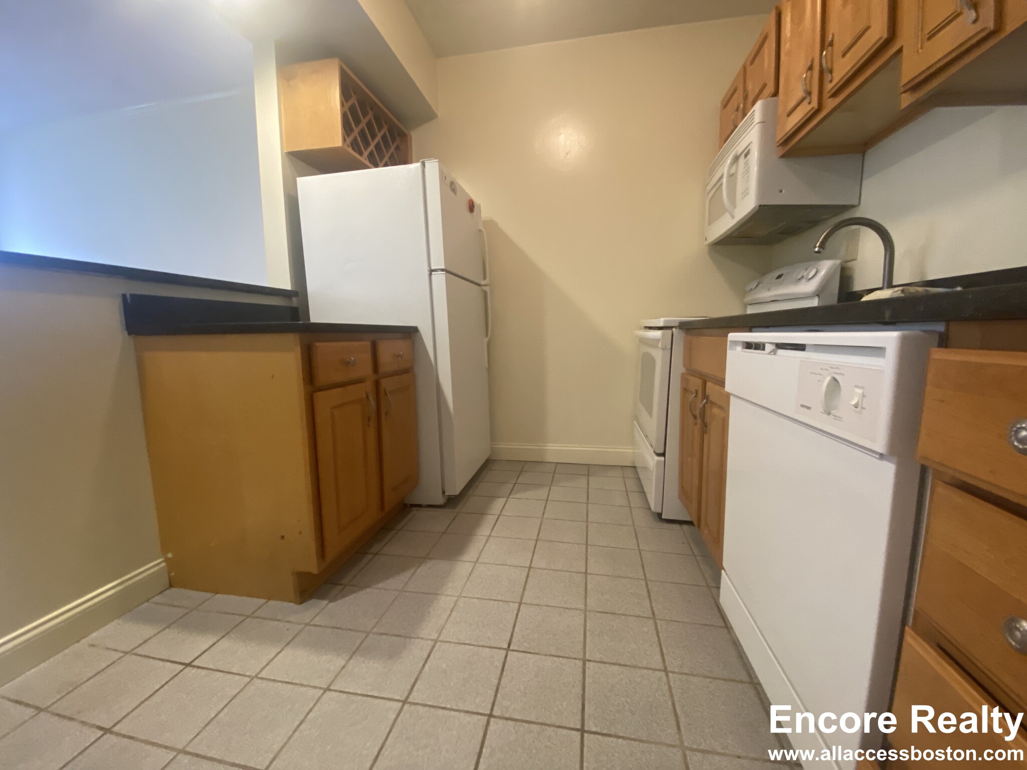 55 Queensberry St, Fenway