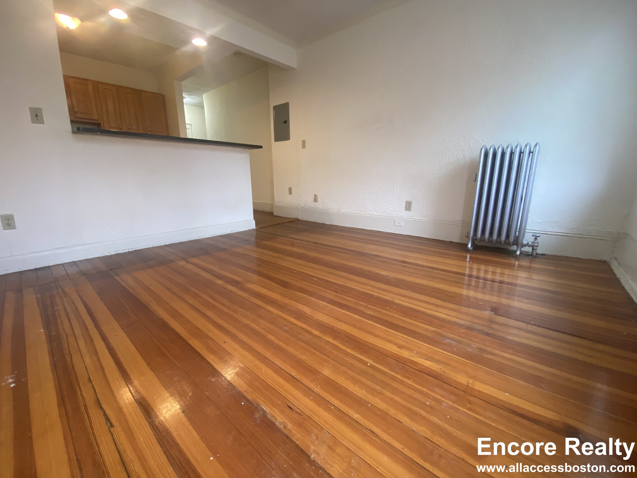 55 Queensberry St, Fenway