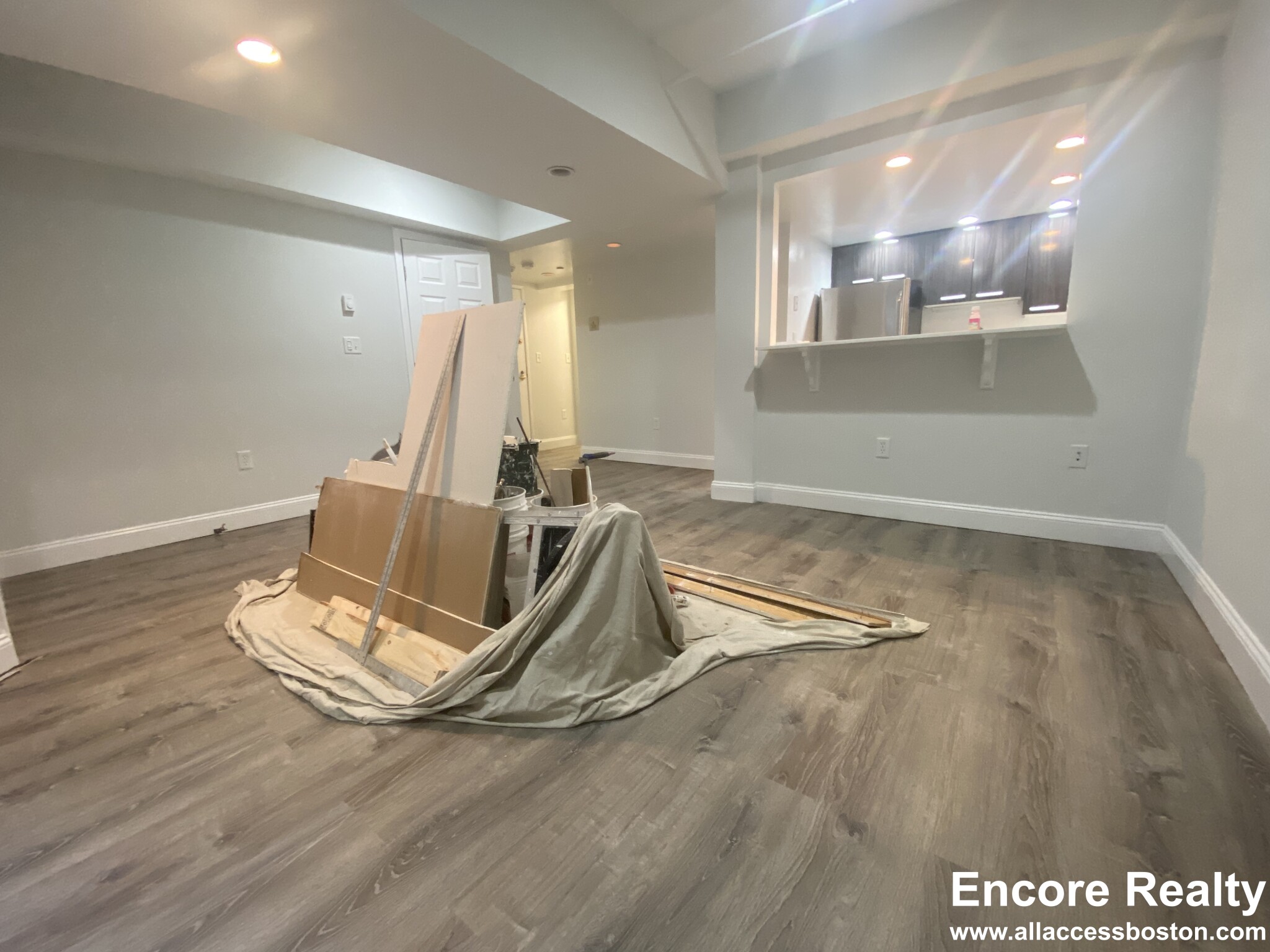 124 Peterborough St, Fenway