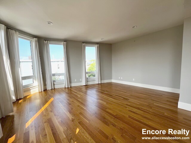 168 Hampshire St, Inman Square