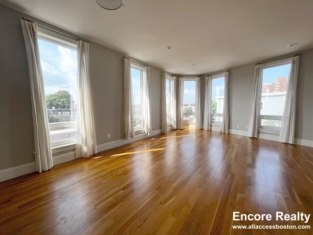 168 Hampshire St, Inman Square