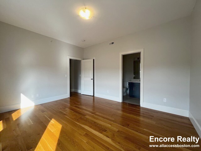 168 Hampshire St, Inman Square