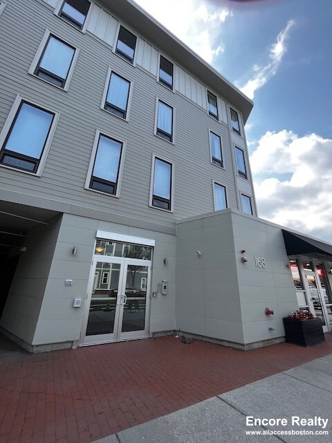 168 Hampshire St, Inman Square