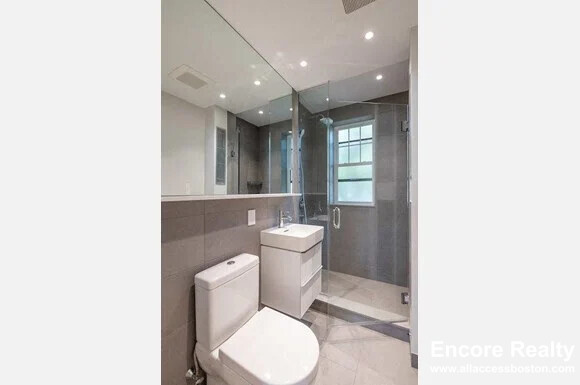 17 Forest St, Harvard Square