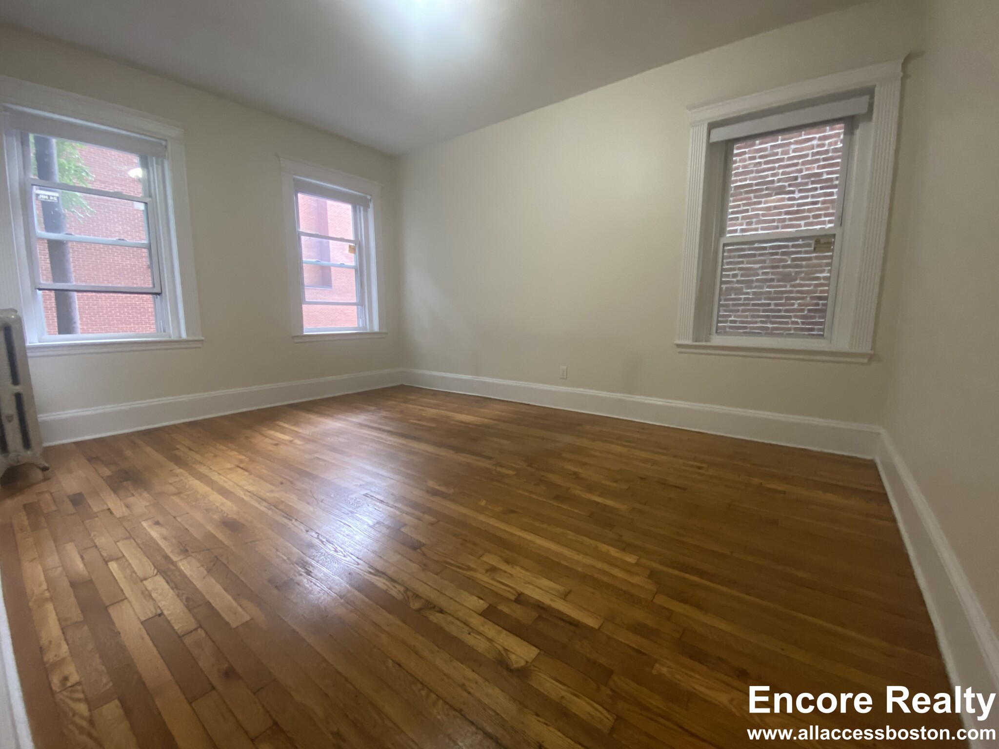 1334 Commonwealth Ave, Fenway