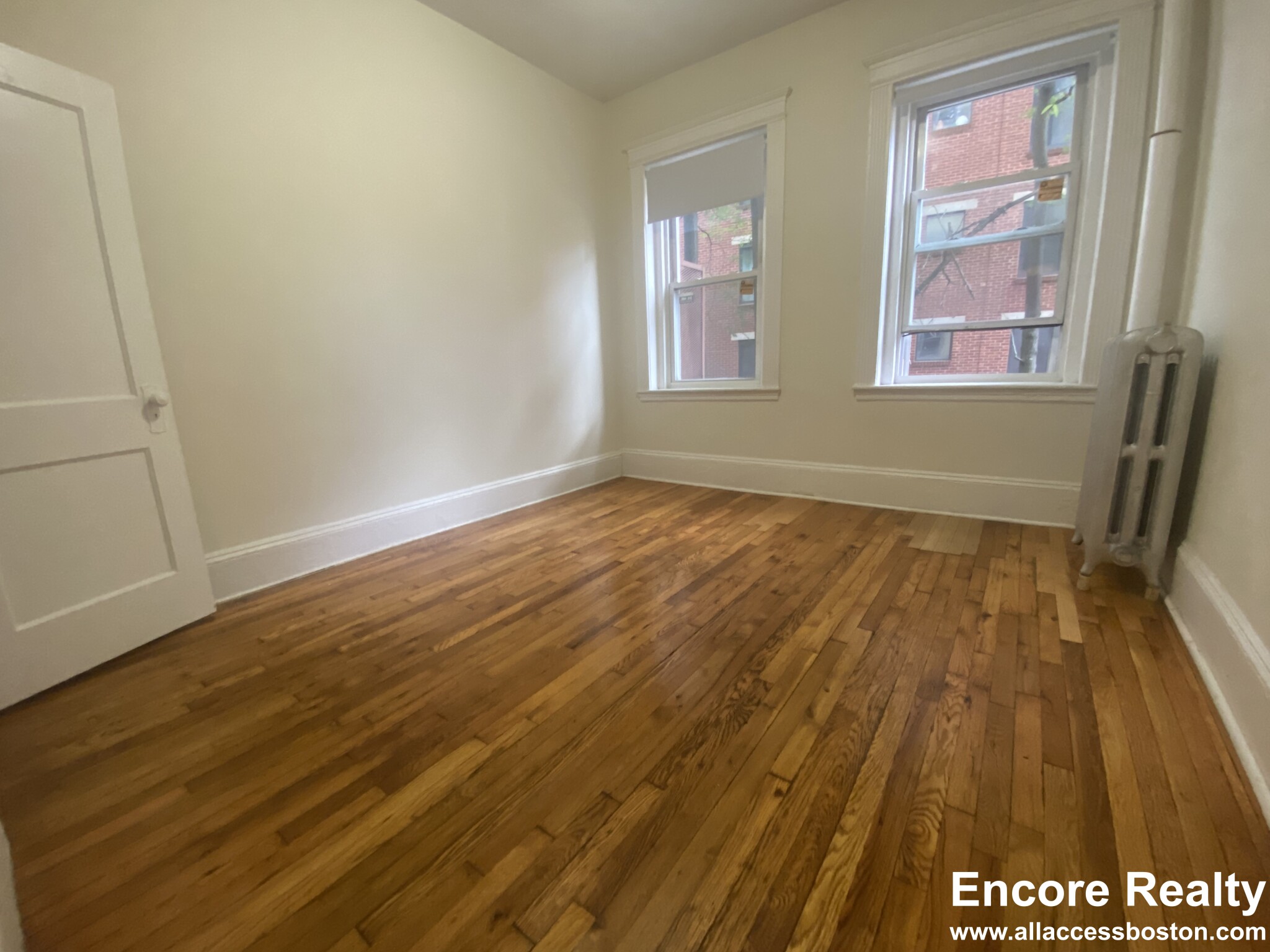 1334 Commonwealth Ave, Fenway