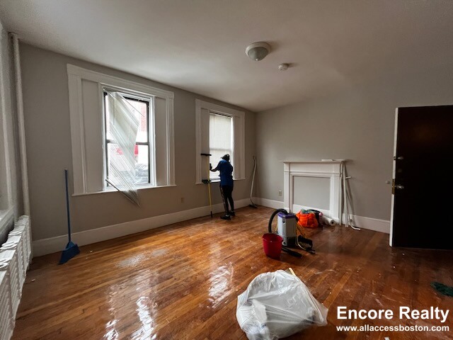 48 Jfk, Harvard Square