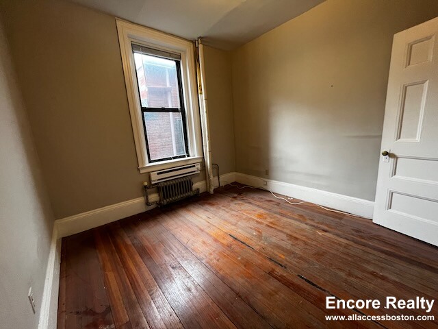 48 Jfk St, Harvard Square