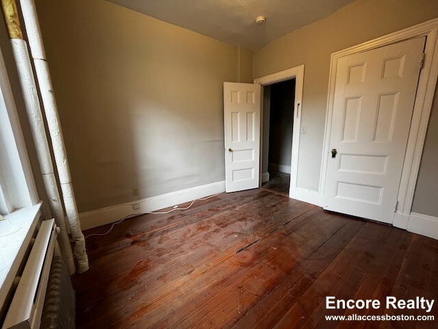 48 Jfk St, Harvard Square