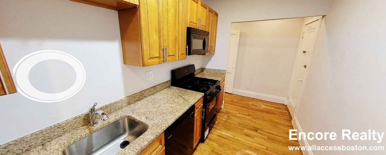 286 Chestnut Hill Ave, Brighton