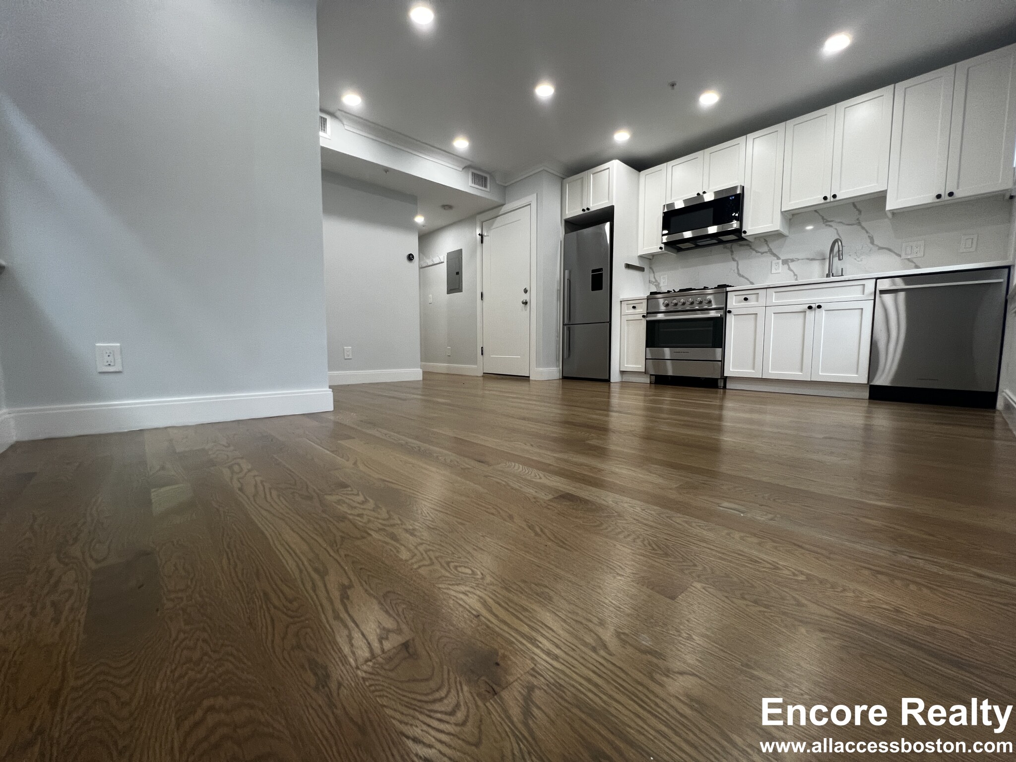 14 Lopez Ave, East Cambridge