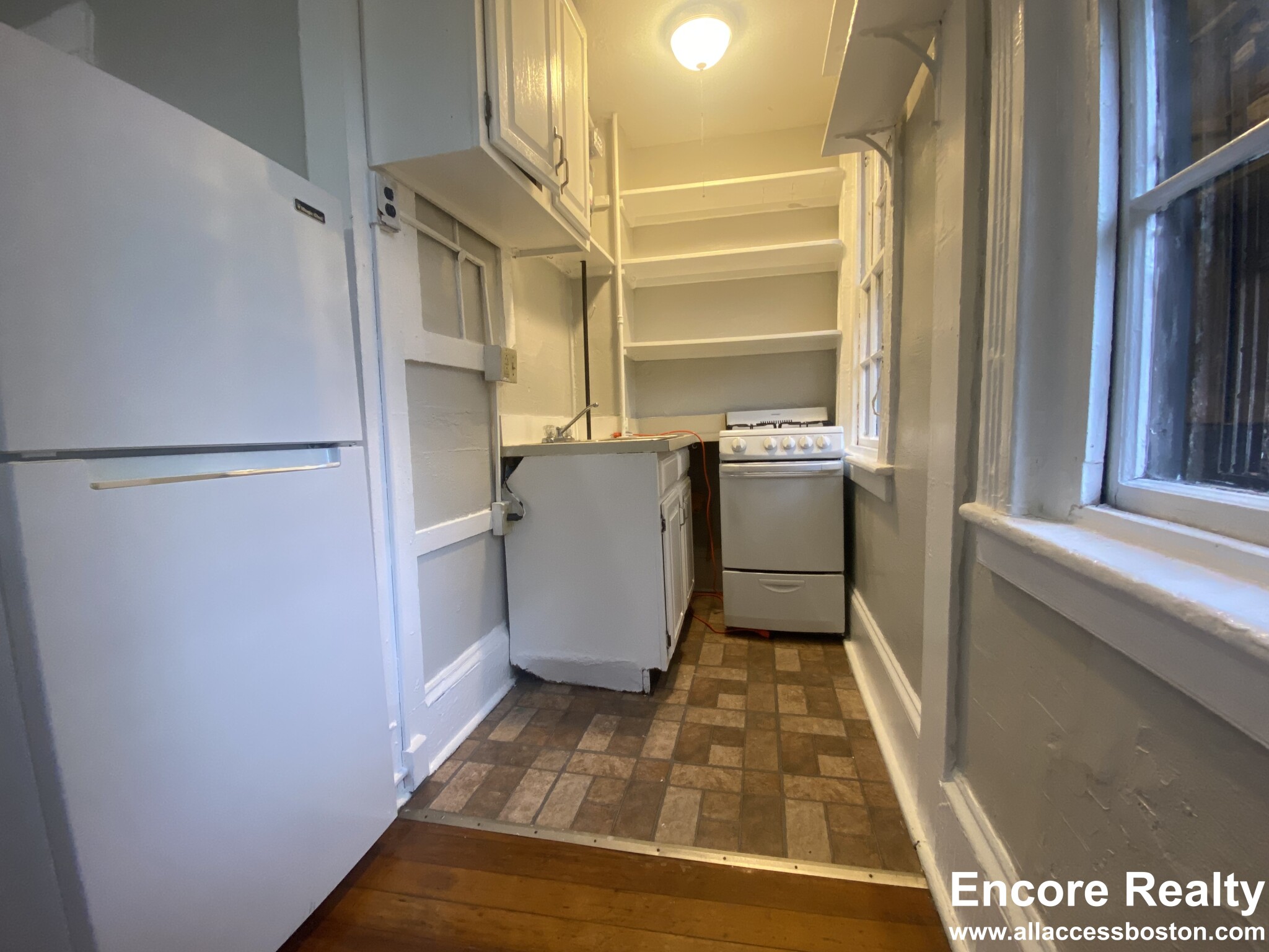 3 Champney Pl, Beacon Hill