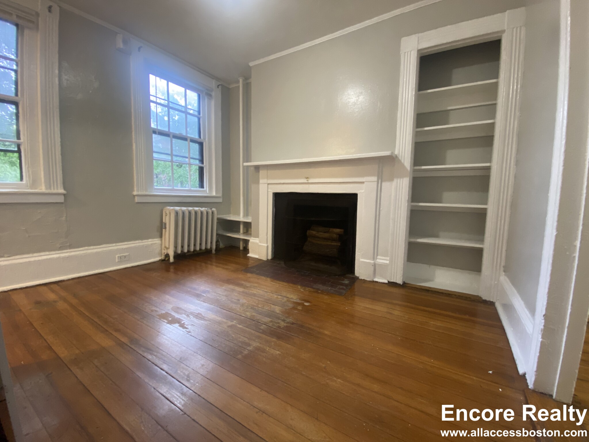 3 Champney Pl, Beacon Hill