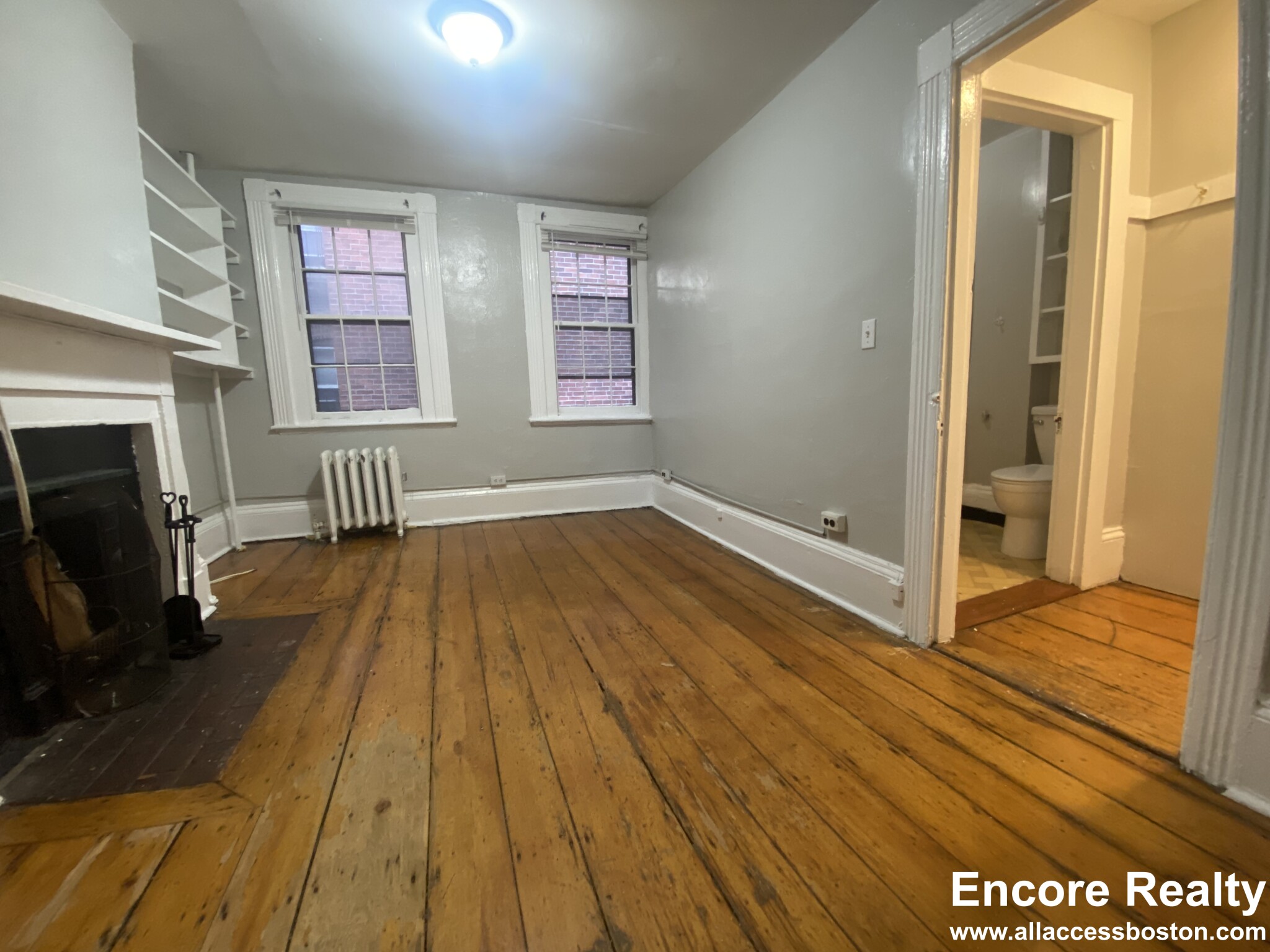 3 Champney Pl, Beacon Hill