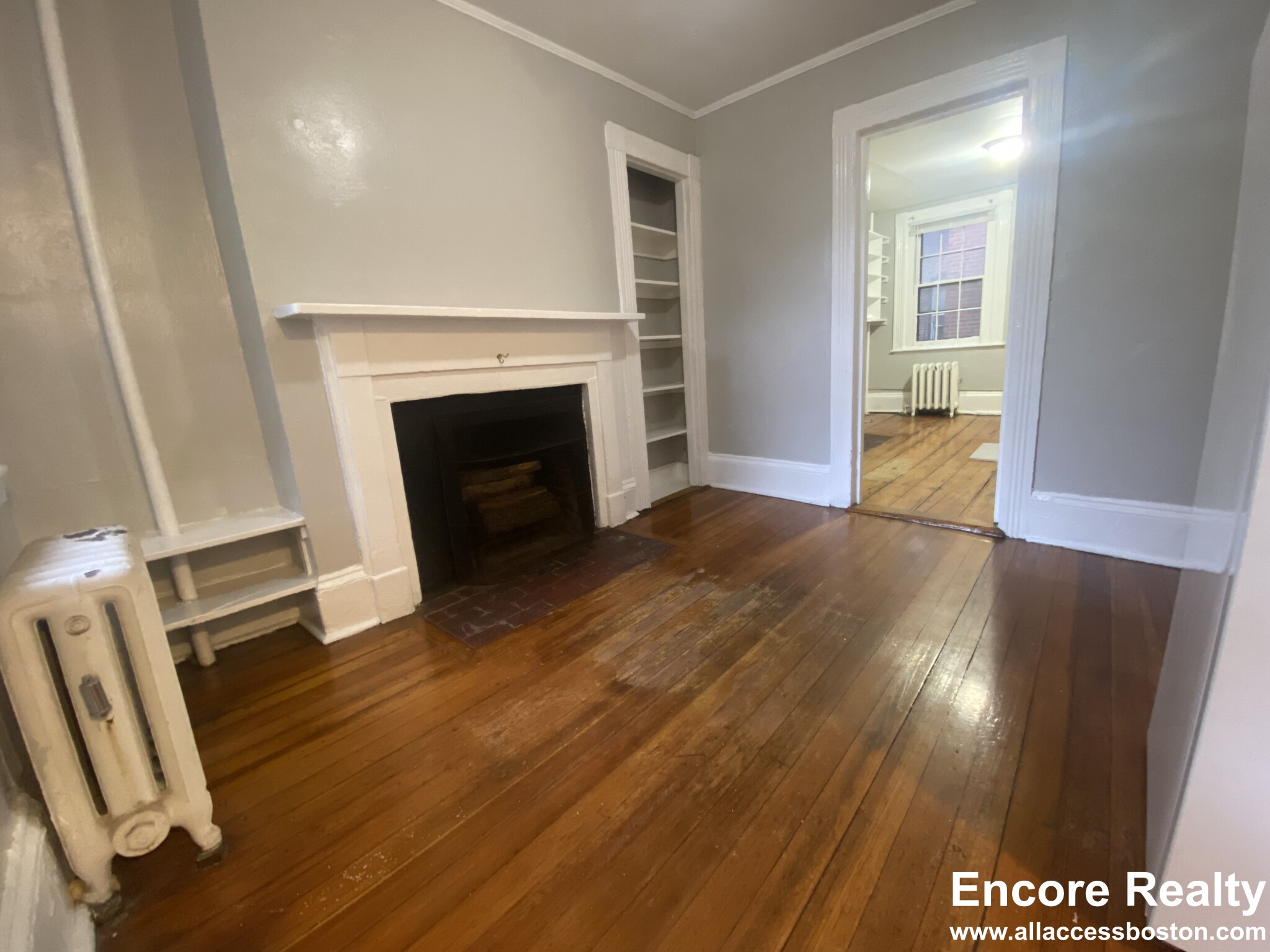 3 Champney Pl, Beacon Hill