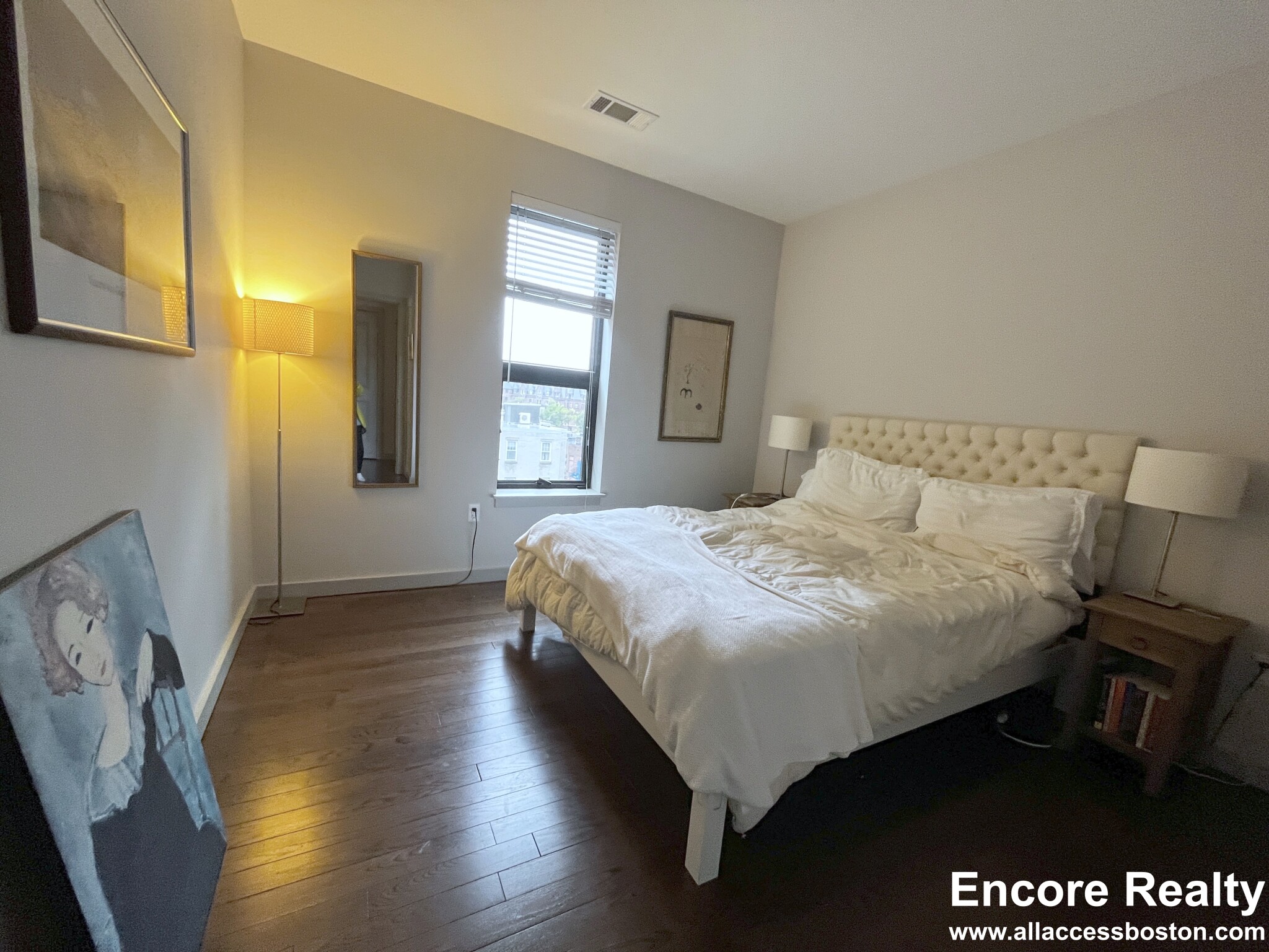 45 Marion St, Coolidge Corner