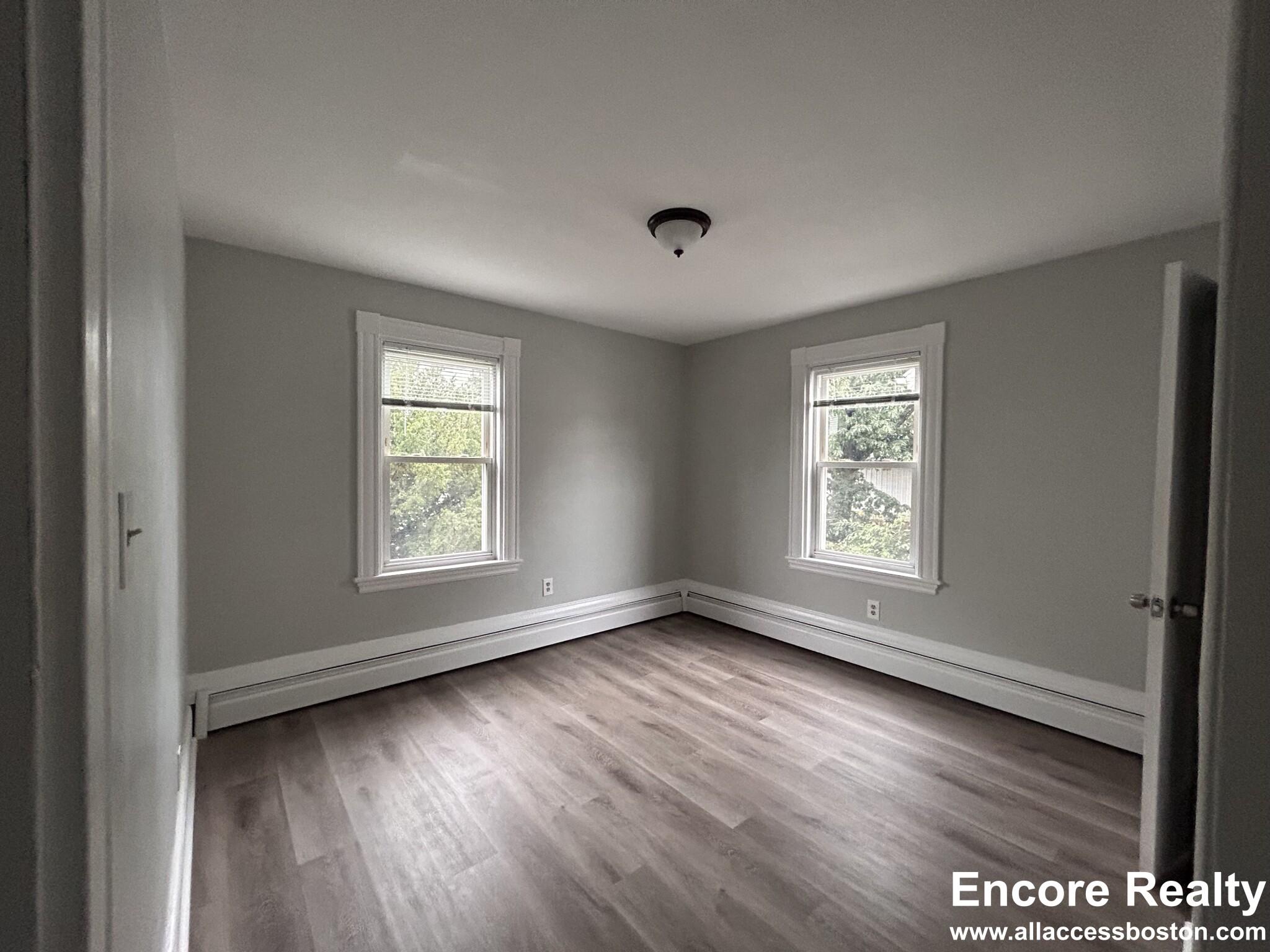 6 Swetts Ct, West End (Watertown)