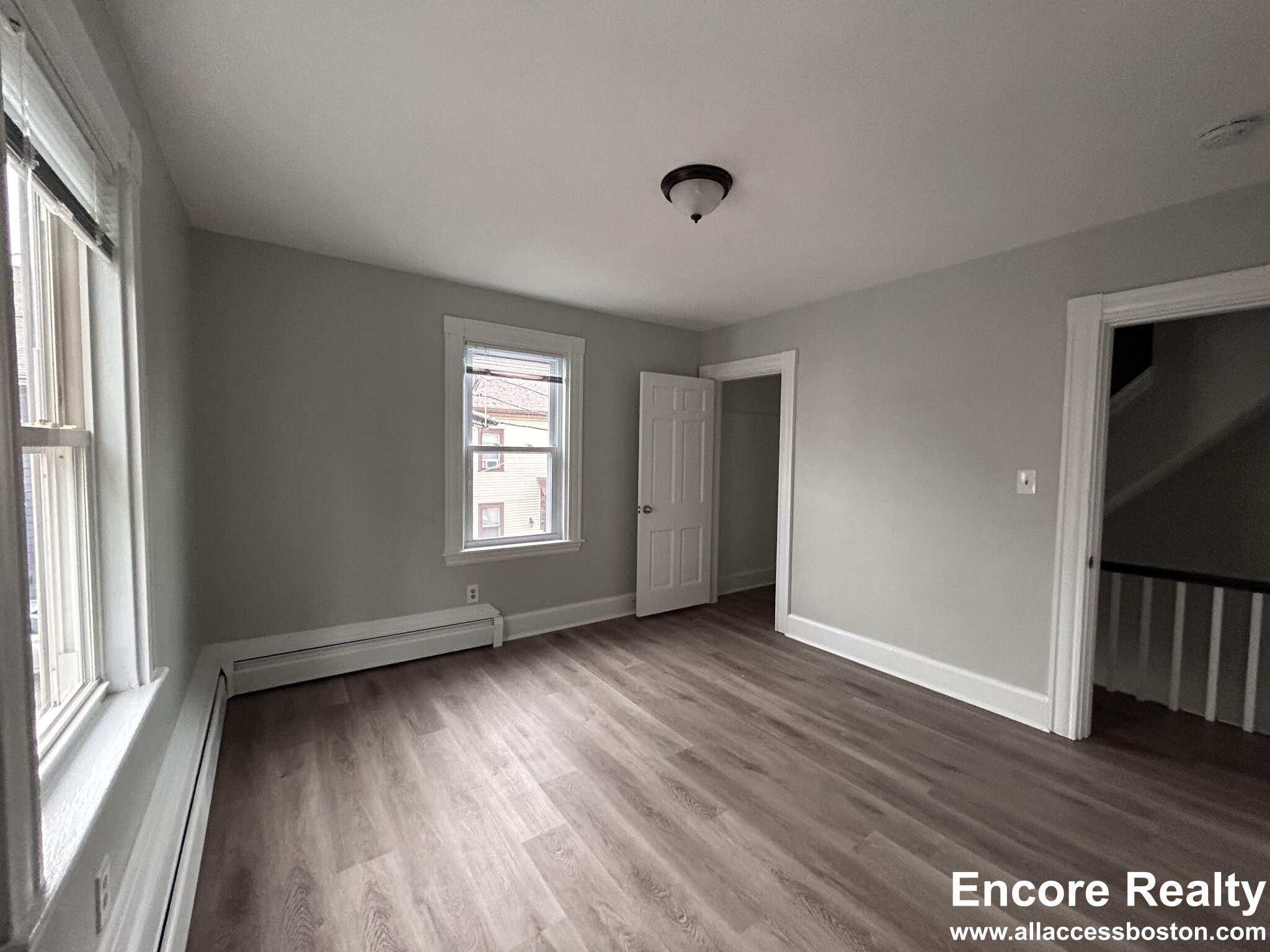 6 Swetts Ct, West End (Watertown)