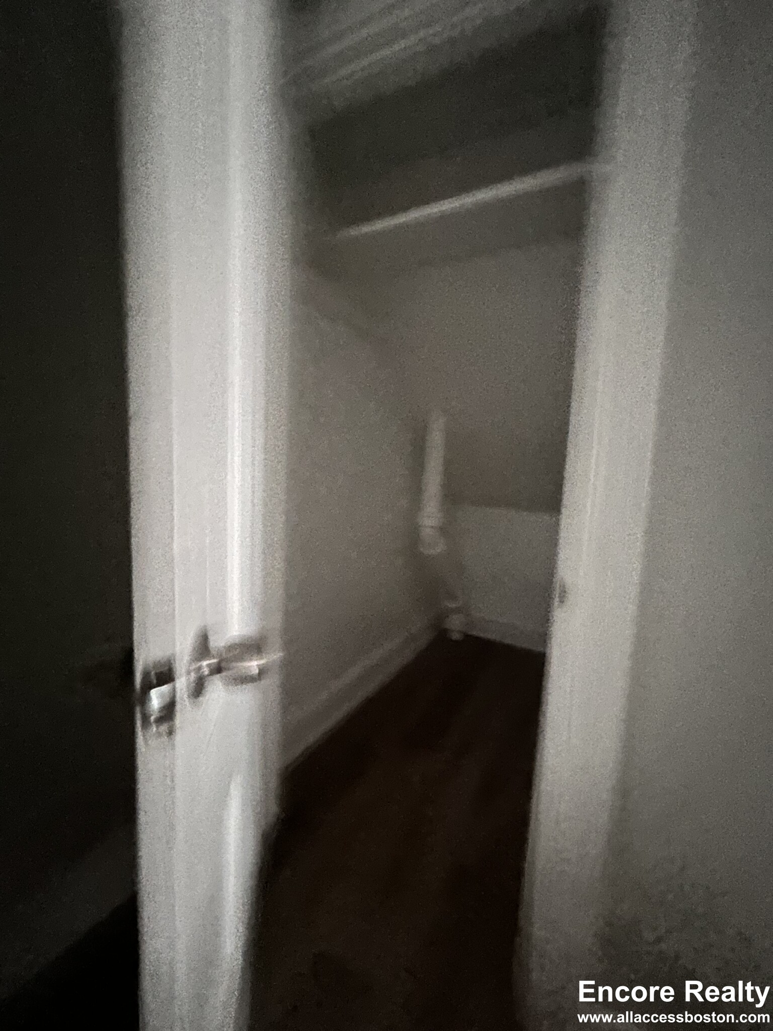 6 Swetts Ct, West End (Watertown)