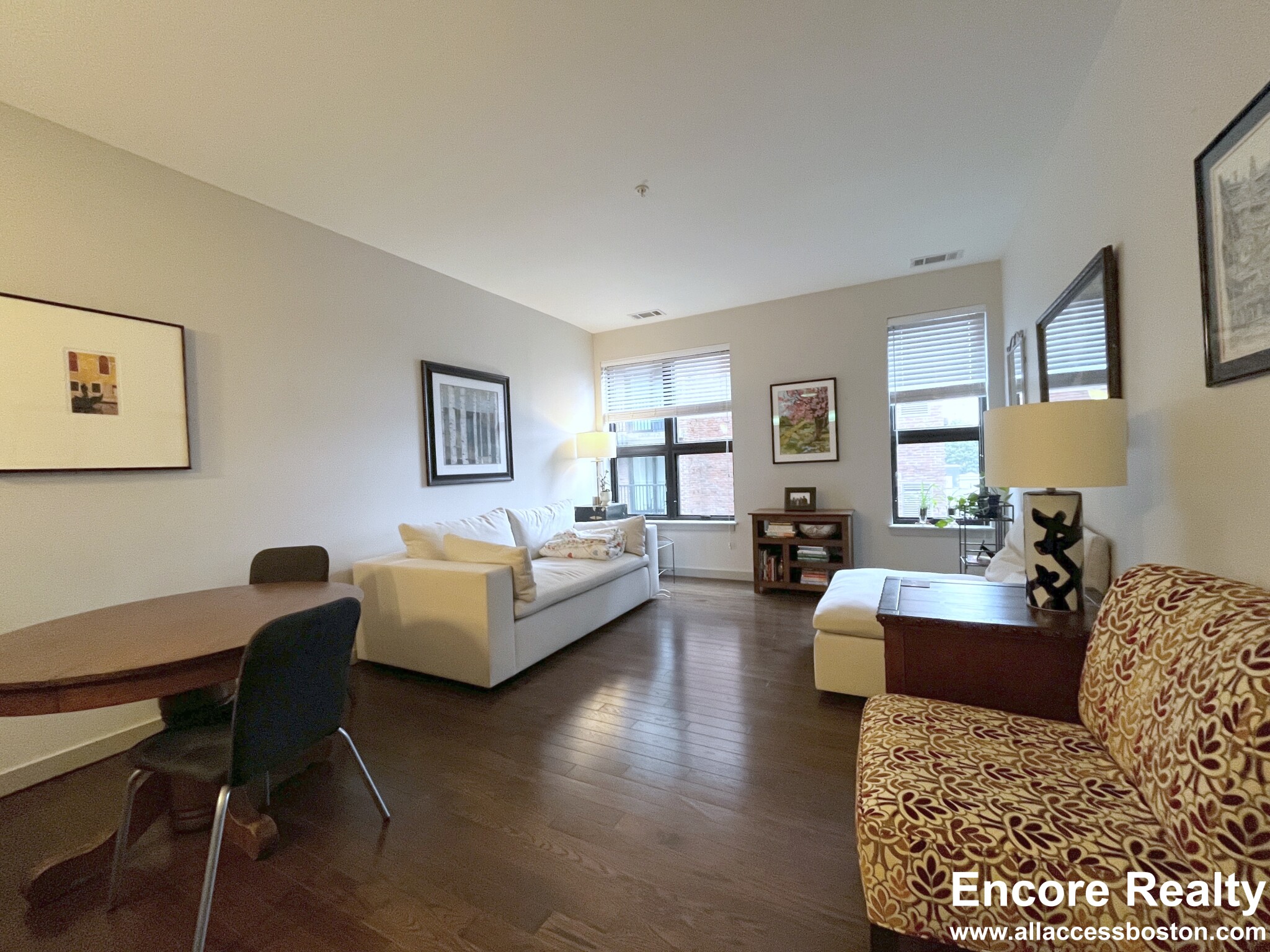 44 Marion St, Coolidge Corner