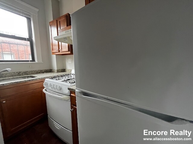 48 Jfk, Harvard Square